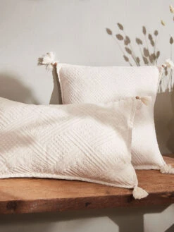 Kissen, Creme -Häuser Lieferungen Verkauf Manly Kissen Creme mil