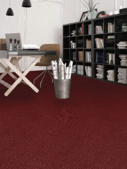 Schlingen-Teppichboden, Rot