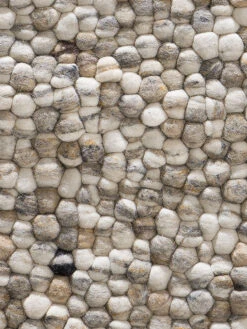 Filzkugel-Teppich, Natur 7 Filzkugel-Teppich, Natur -Häuser Lieferungen Verkauf Oviedo Filzkugelteppich beige natur lup