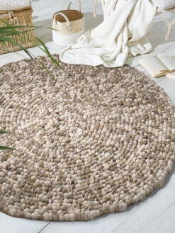 Filzkugel-Teppich, Natur