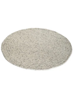 Filzkugel-Teppich, Grey Natural 8 Filzkugel-Teppich, Grey Natural -Häuser Lieferungen Verkauf Smedby FilzkugelTeppich Hellgrau GreyNatural 200rund fper