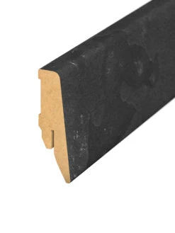 Sockelleiste, Ölschiefer